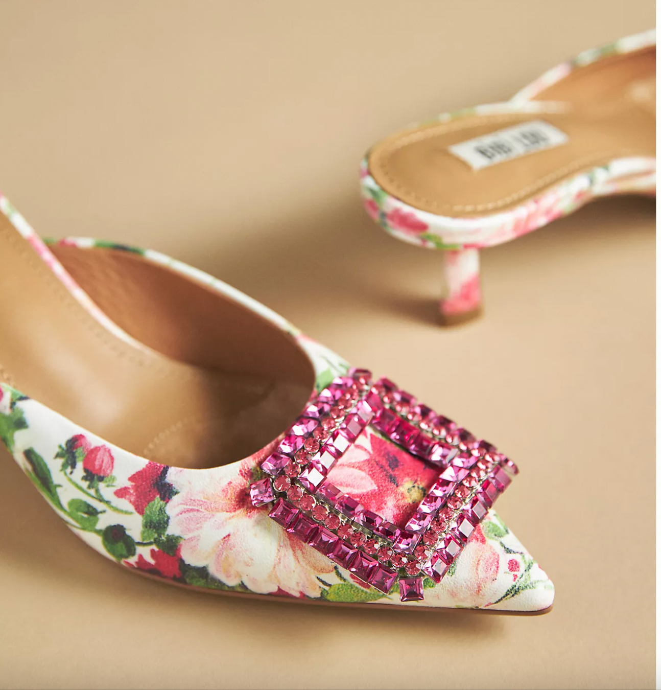 Step Up Your Style: Latest Embroidered Fashionable Solid Platform Heels for  Women